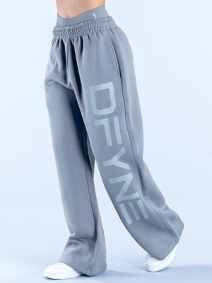Signature Wide Leg Jogger