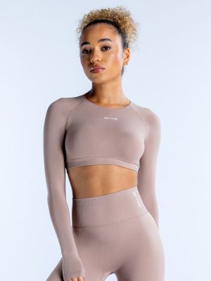 Dynamic Long Sleeve Crop Top